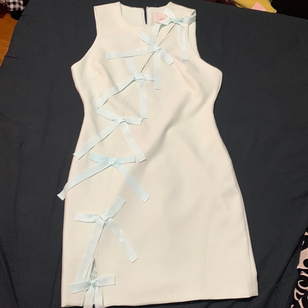 Cin à sept, New with out tag , never wear